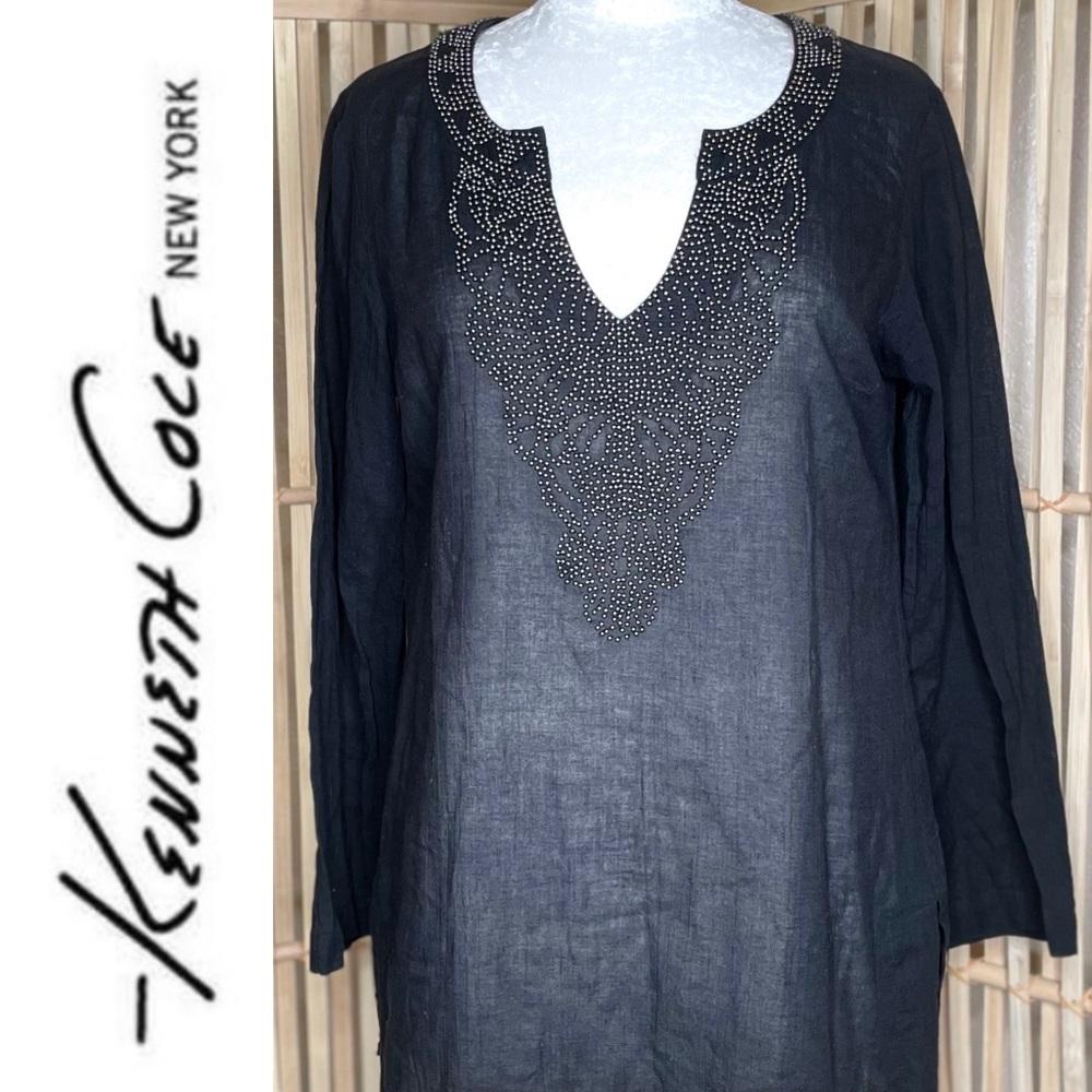 KENNETH COLE beaded V neck tunic in black  Size Medium